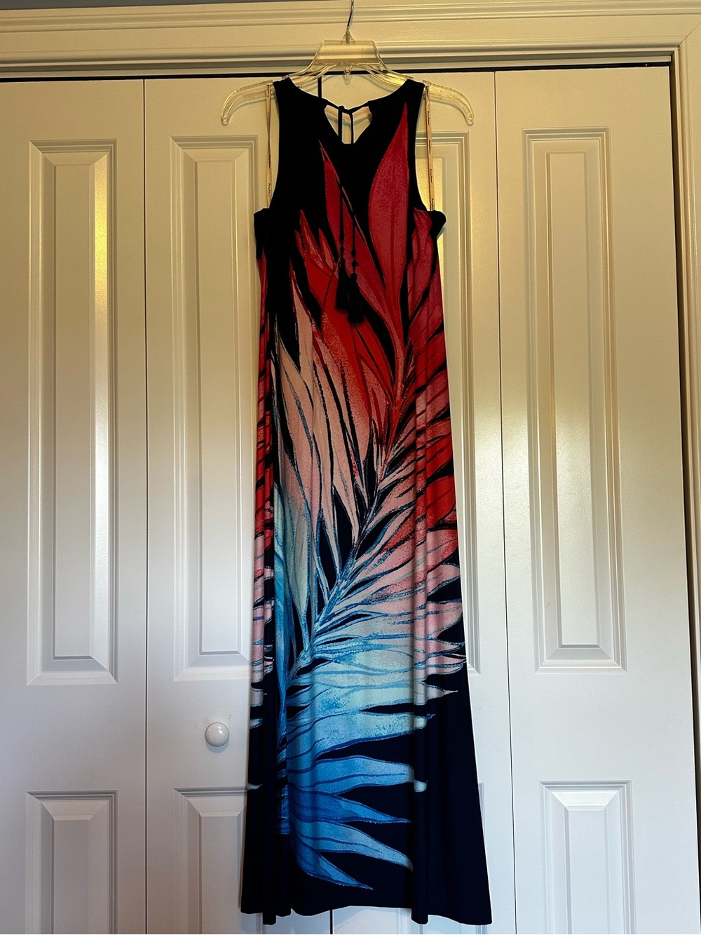 Tommy Bahama Dark pink/red to Blue Ombre Palm-Print Sleeveless Maxi Dress - Picture 3 of 6